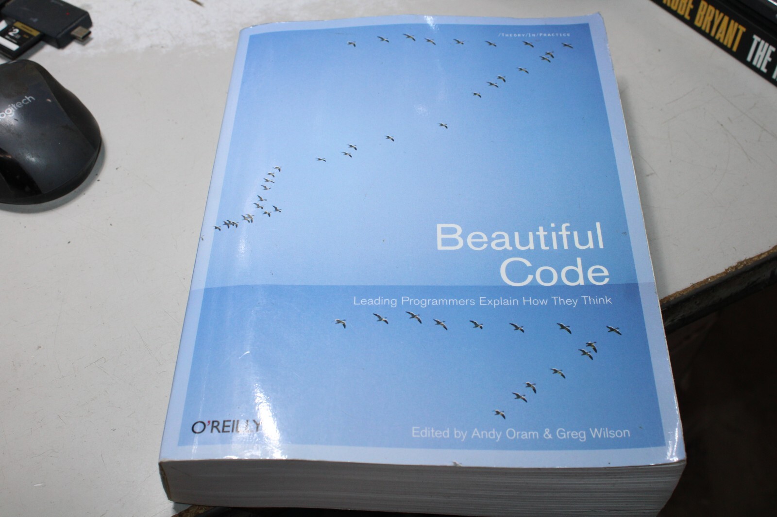 Andy Oram Beautiful Code (Paperback) Theory in Practice (O’Reilly)